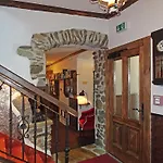 Staudacher Hof-das Romantische Haus Hotel 3*