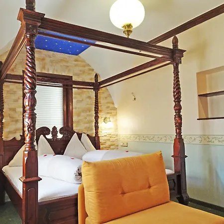 Staudacher Hof-das Romantische Haus 3*