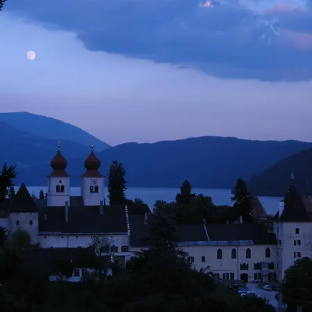 Staudacher Hof-das Romantische Haus Otel 3*