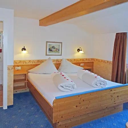 Staudacher Hof-das Romantische Haus 3*