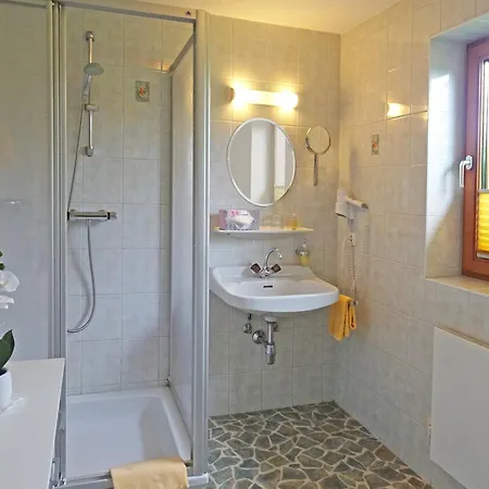 Staudacher Hof-das Romantische Haus فندق 3*