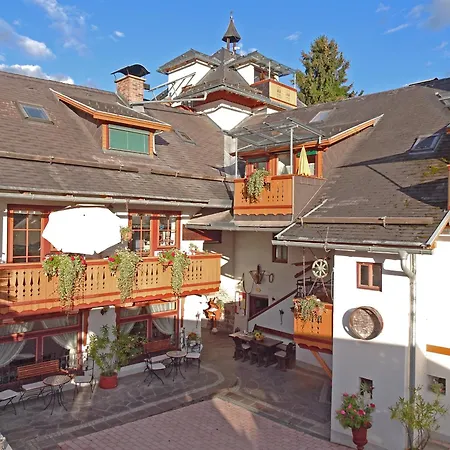 Hotel Staudacher Hof-das Romantische Haus 3*