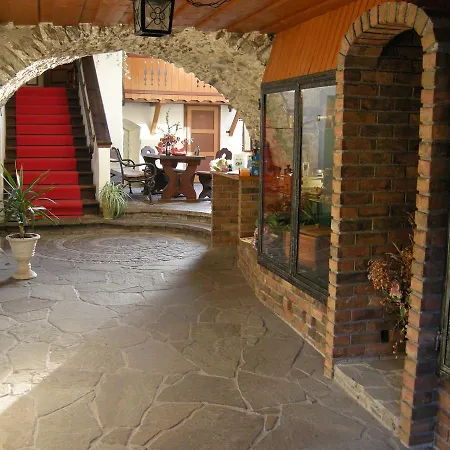 Hotel Staudacher Hof-das Romantische Haus Millstatt