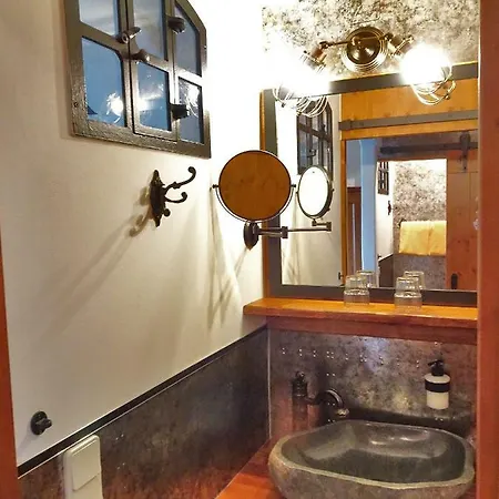 Staudacher Hof-das Romantische Haus 酒店 3*