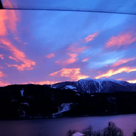 酒店 Staudacher Hof-das Romantische Haus 3*